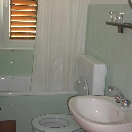 Apartment One-bedroom In Rab Xxi *