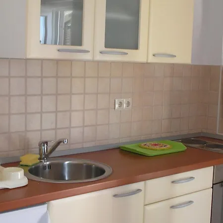 One-bedroom In Rab Xxi Apartment Barbat na Rabu